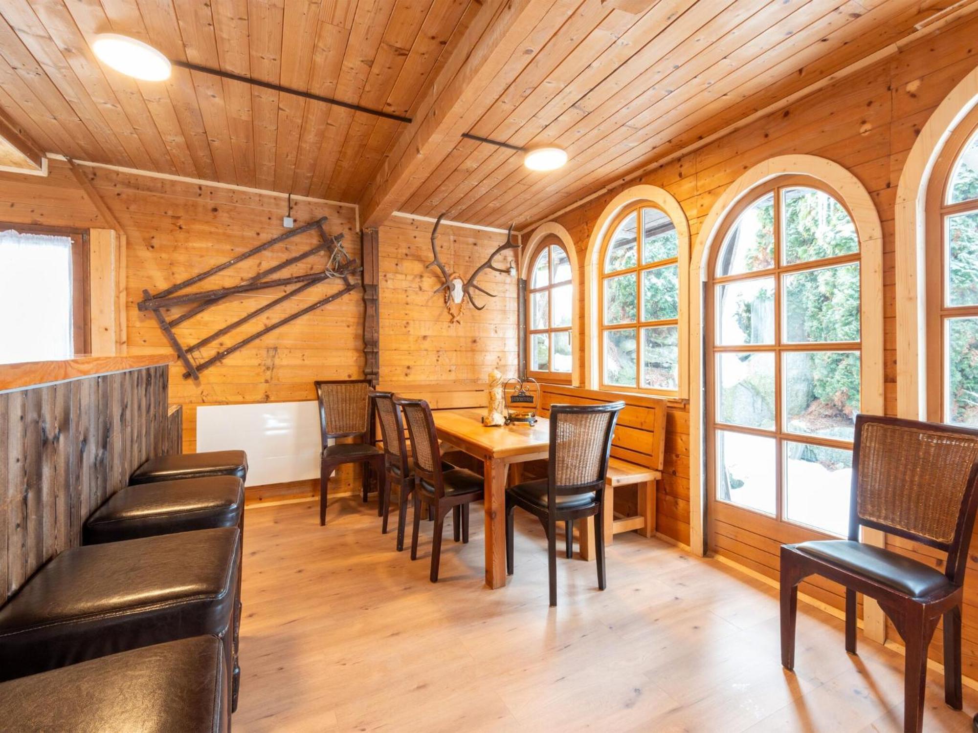 Rustic Farmhouse With Sauna In Bramberg Neukirchen am Großvenediger エクステリア 写真