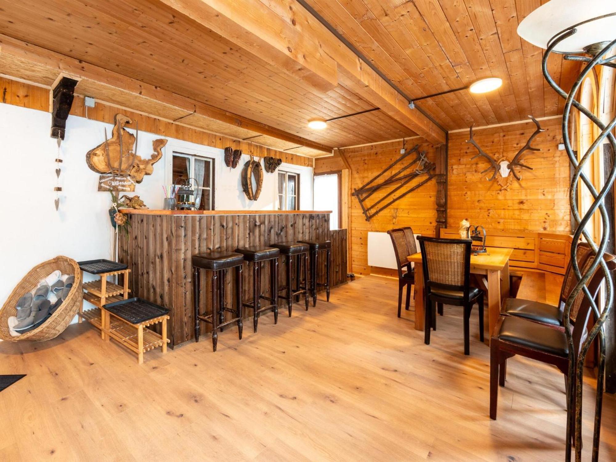 Rustic Farmhouse With Sauna In Bramberg Neukirchen am Großvenediger エクステリア 写真